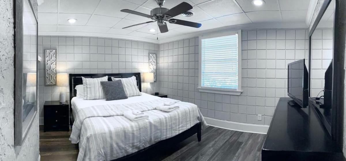 Amazing Cottage - Located On Blue Mile - Close To Gsu! Statesboro Dış mekan fotoğraf